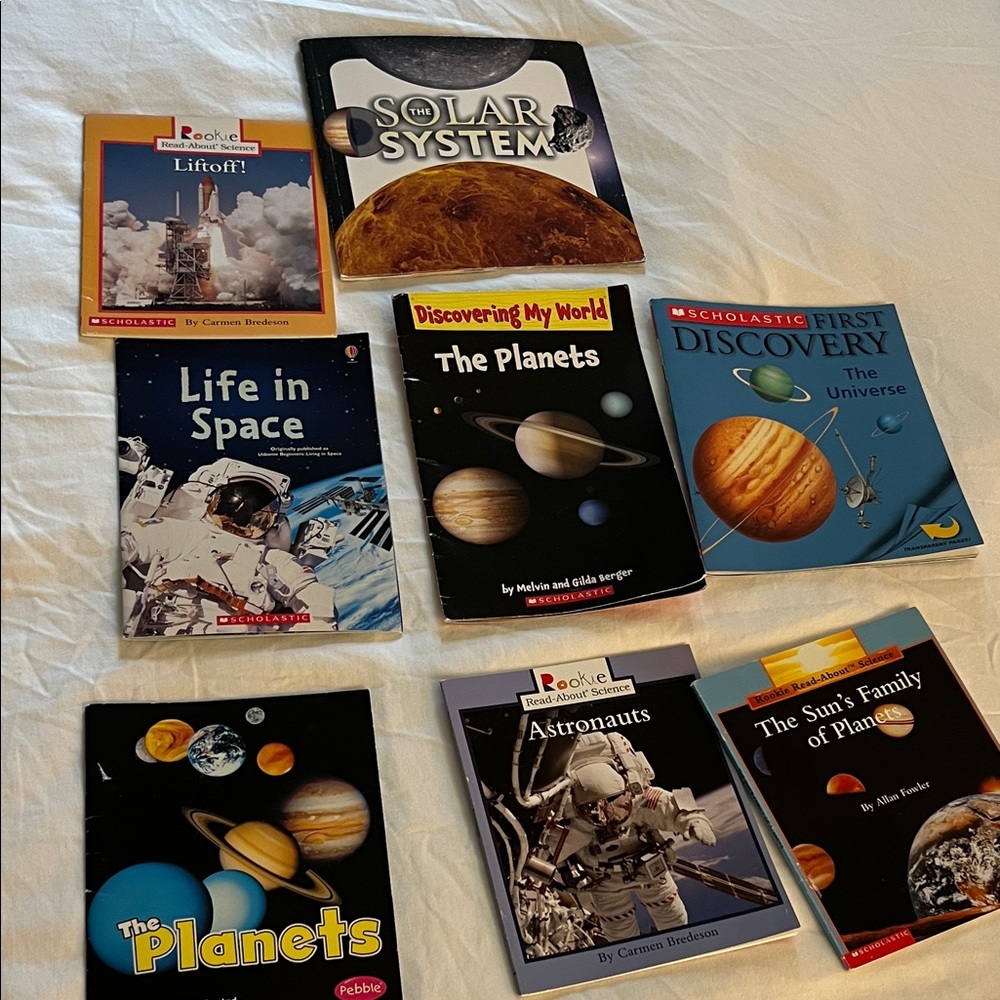 Scholastic Space Books Set - astronaut, planets, universe kids discovery